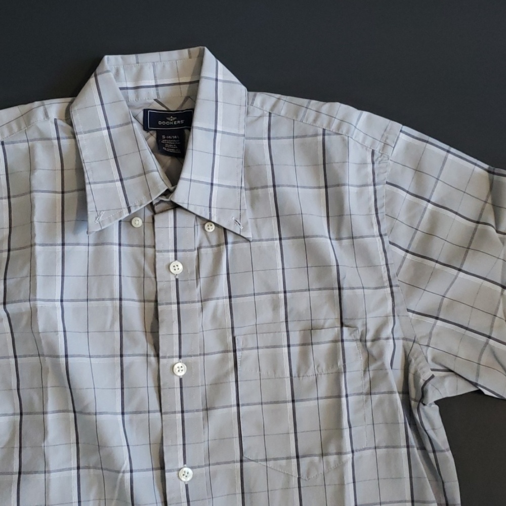NEW Dockers button down casual dress shirt